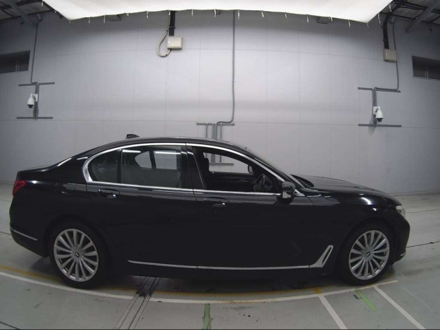 BMW 7 SERIES 2018