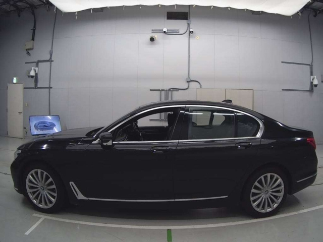 BMW 7 SERIES 2018