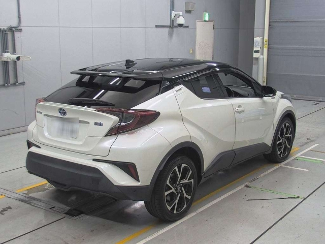 TOYOTA C-HR 2018
