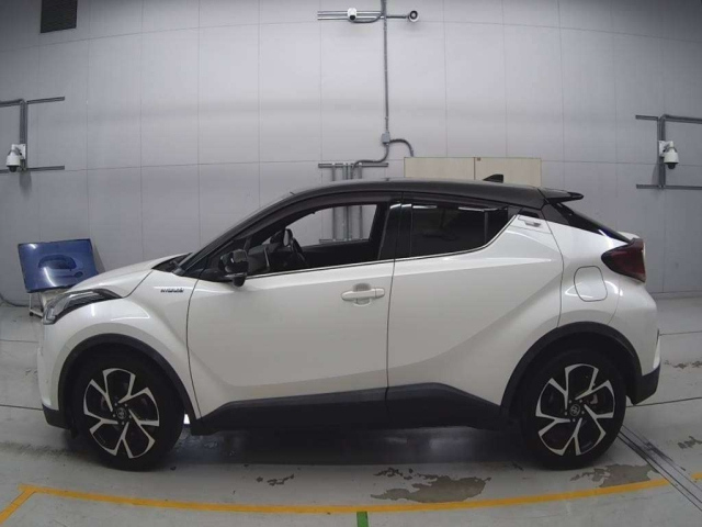 TOYOTA C-HR 2018
