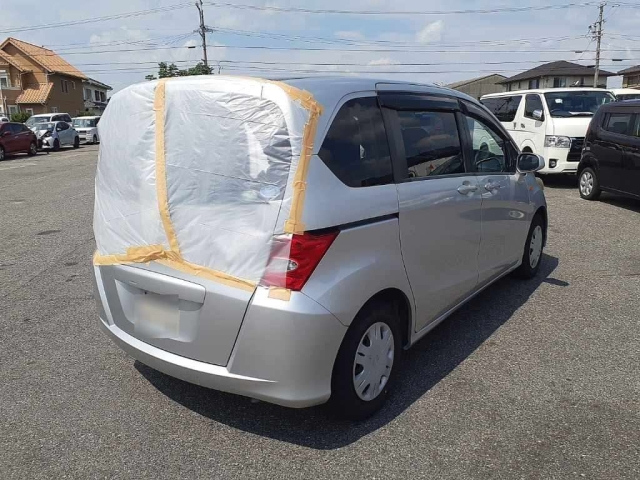 HONDA FREED 2008