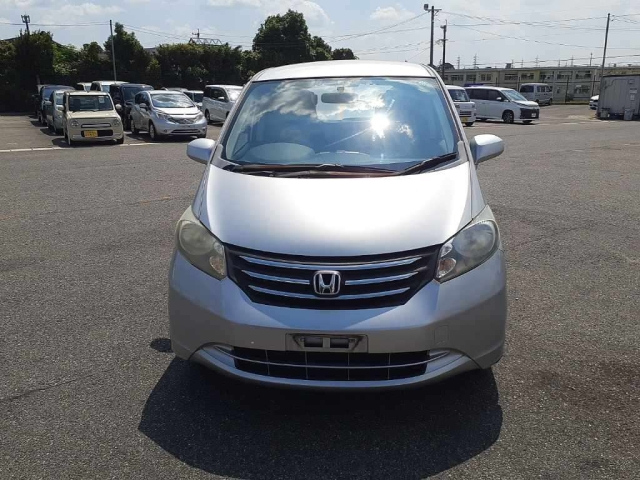 HONDA FREED 2008