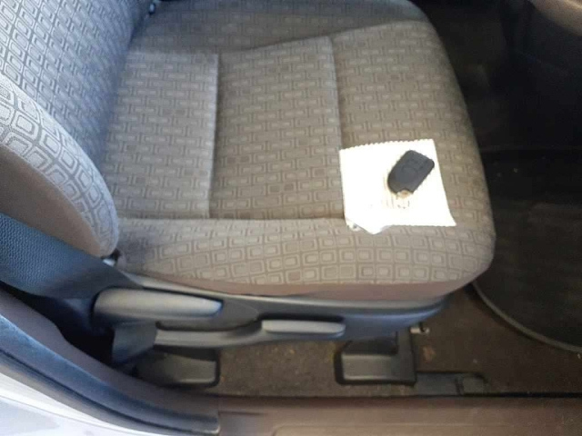 TOYOTA SPADE 2012