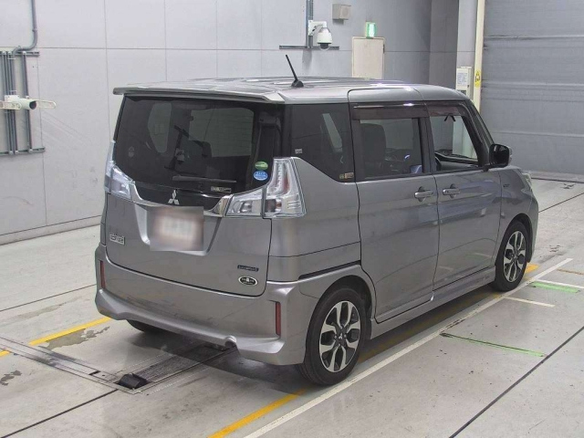 MITSUBISHI DELICA D2 2017