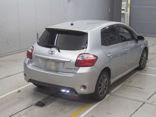 TOYOTA AURIS 2010