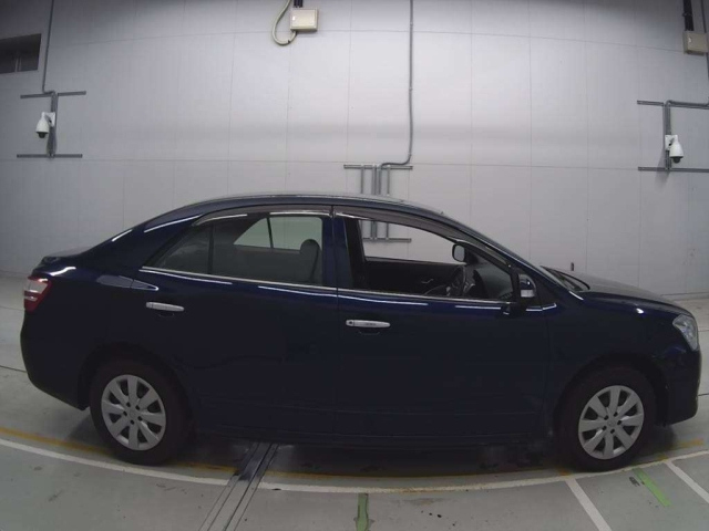 TOYOTA PREMIO 2010