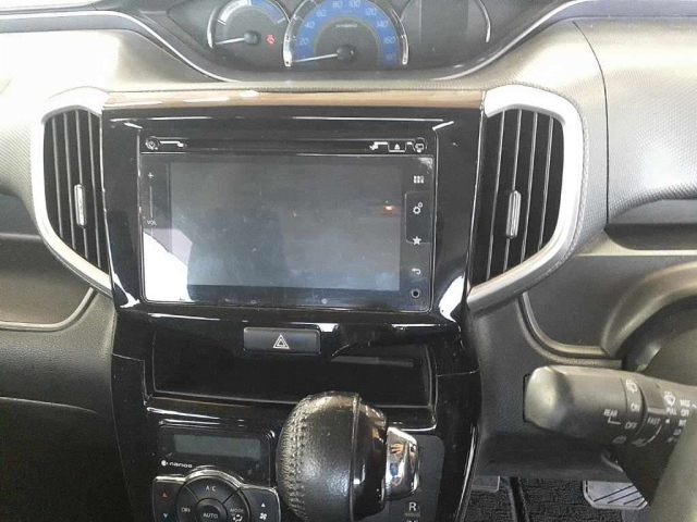 MITSUBISHI DELICA D2 2017
