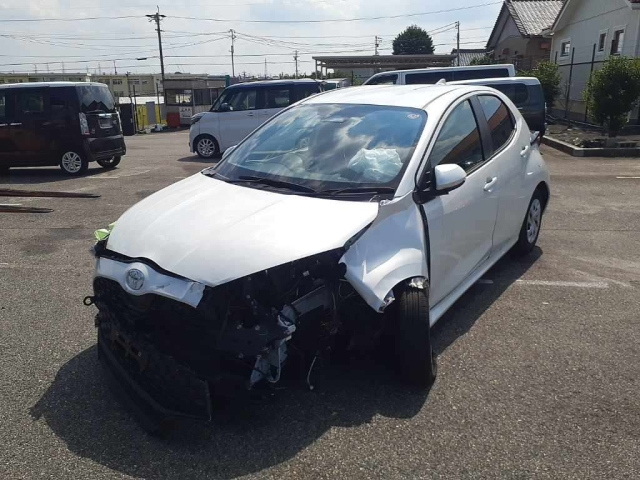 TOYOTA YARIS 2024