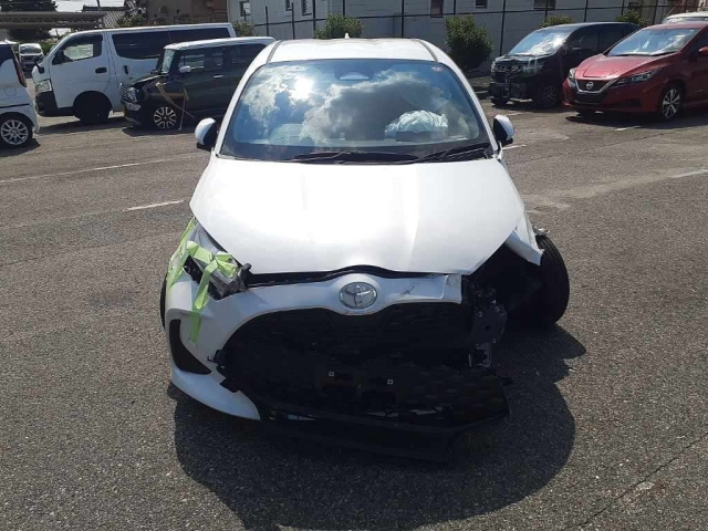 TOYOTA YARIS 2024
