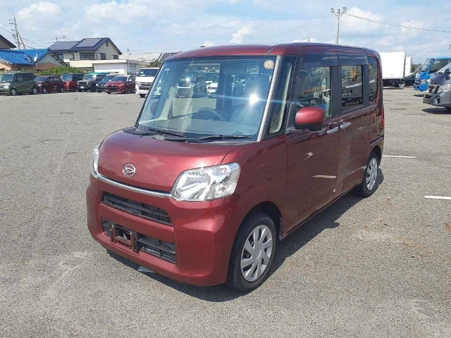 DAIHATSU TANTO 2015
