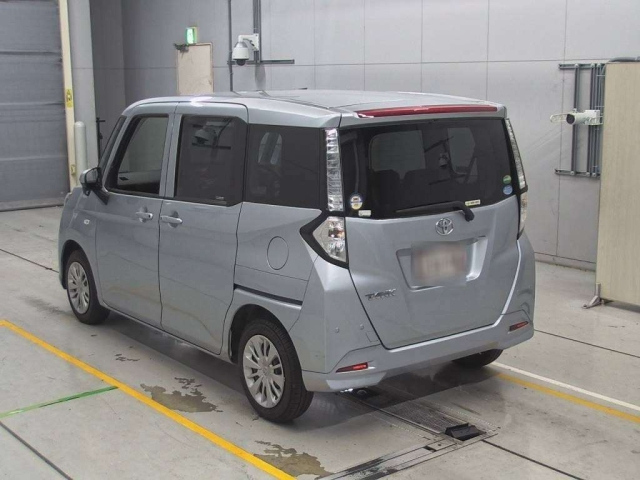 TOYOTA TANK 2019