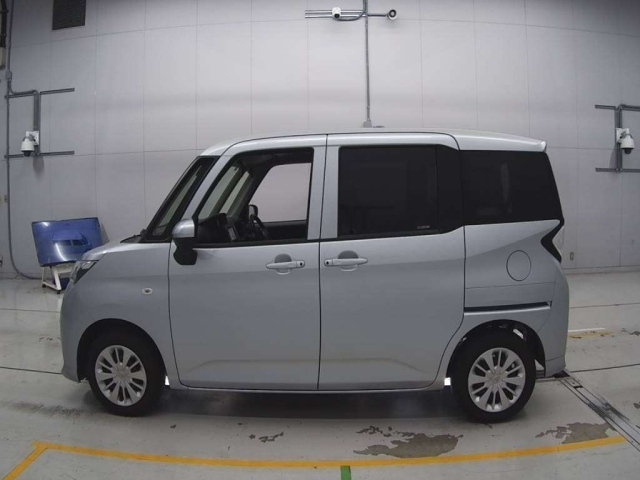 TOYOTA TANK 2019