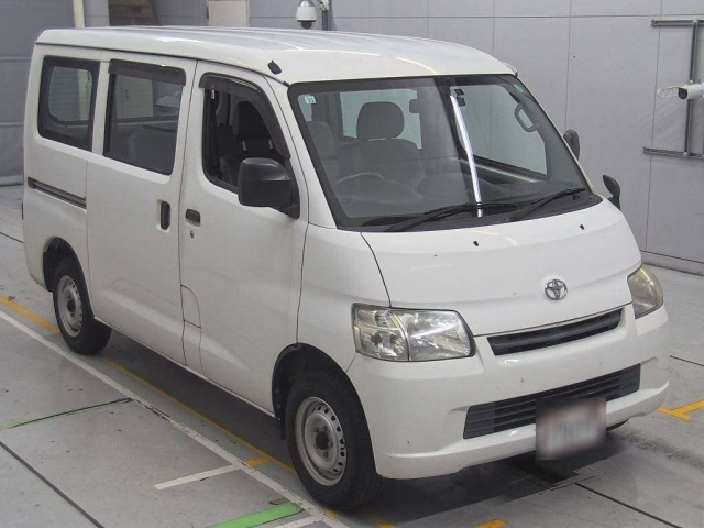 TOYOTA TOWN ACE VAN 2013