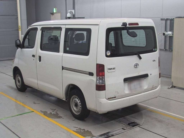 TOYOTA TOWN ACE VAN 2013