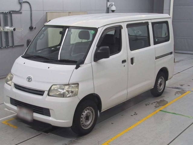TOYOTA TOWN ACE VAN 2013
