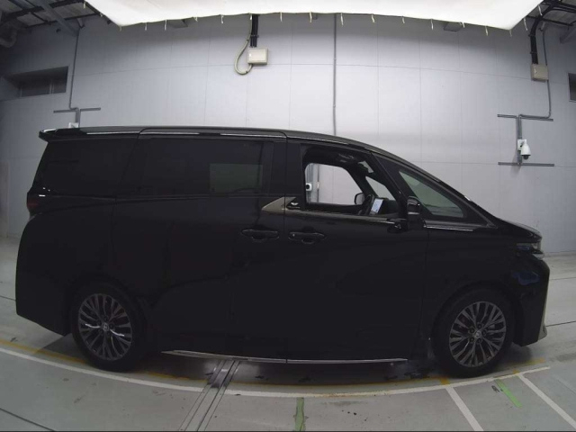 TOYOTA VELLFIRE 2024