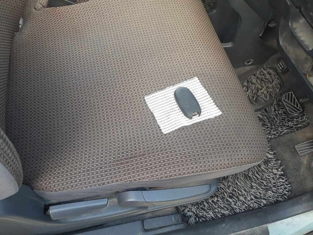SUZUKI MRWAGON 2011