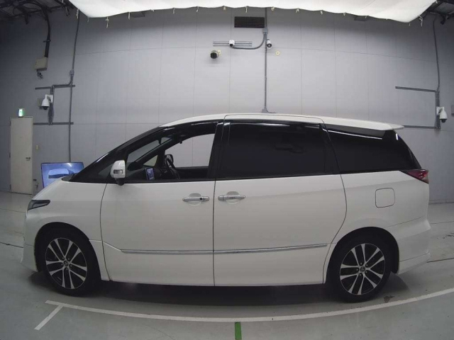 TOYOTA ESTIMA 2017
