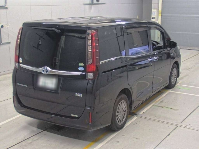 TOYOTA ESQUIRE 2015