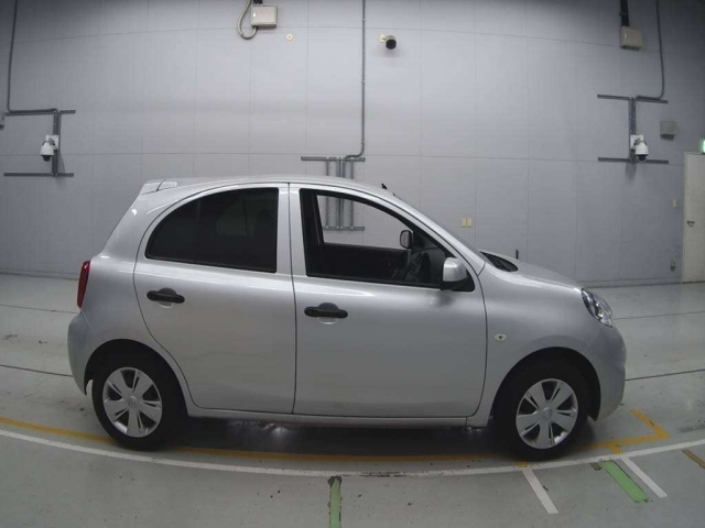 NISSAN MARCH 2020