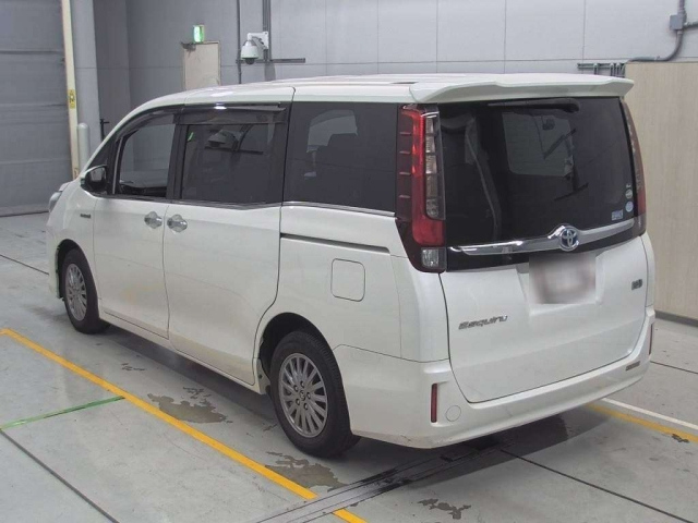 TOYOTA ESQUIRE 2014