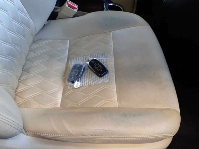 TOYOTA VELLFIRE 2015