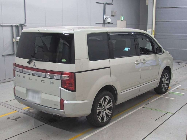 MITSUBISHI DELICA D5 2020