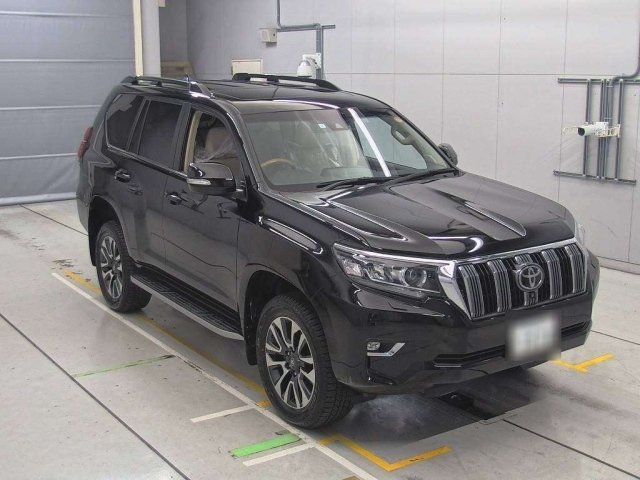 TOYOTA LAND CRUISER PRADO 2023