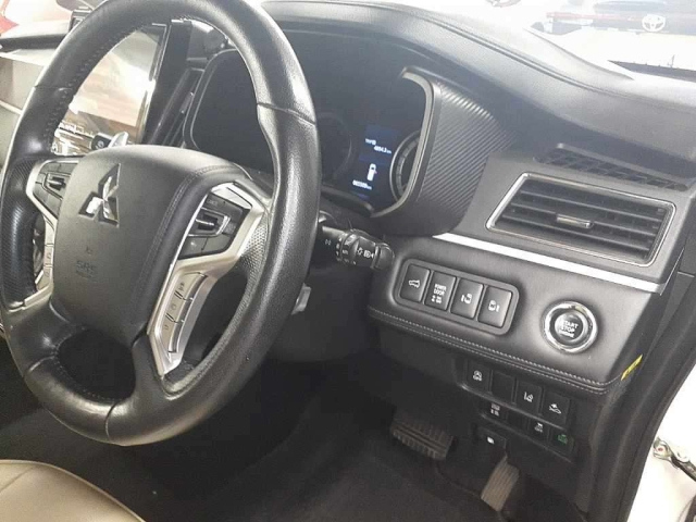 MITSUBISHI DELICA D5 2020