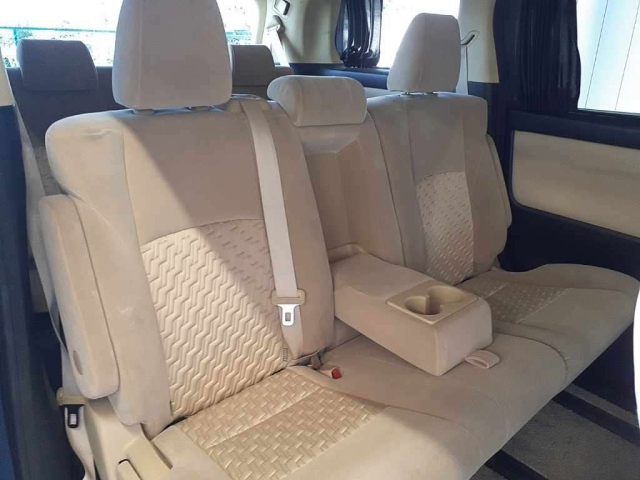 TOYOTA VELLFIRE 2016