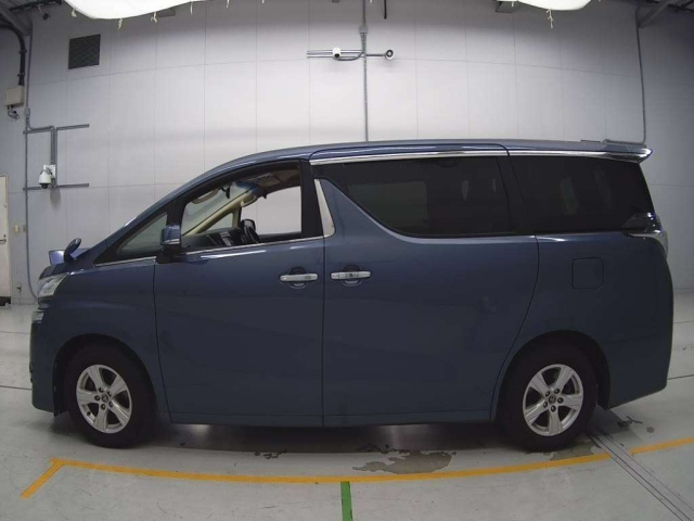 TOYOTA VELLFIRE 2016