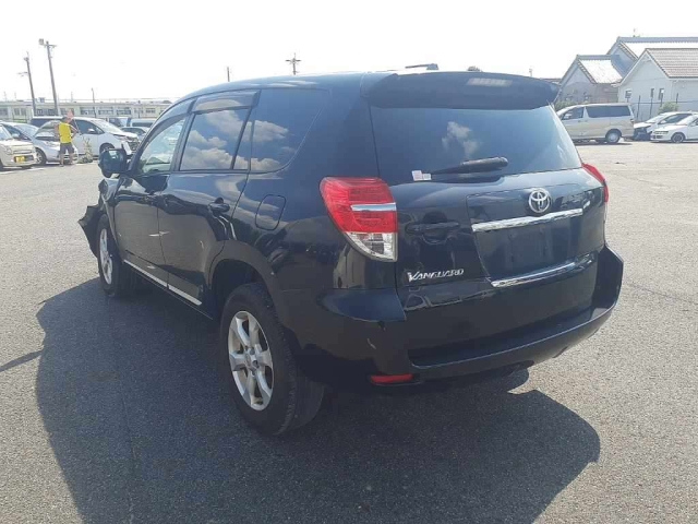 TOYOTA VANGUARD 2011