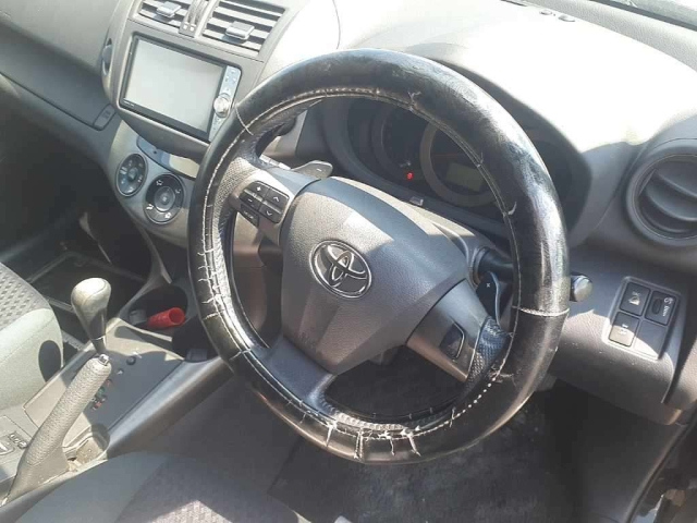 TOYOTA VANGUARD 2011