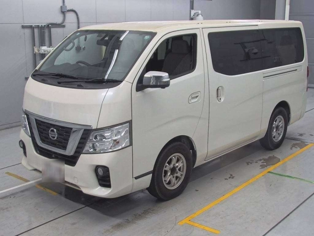 NISSAN CARAVAN 2019
