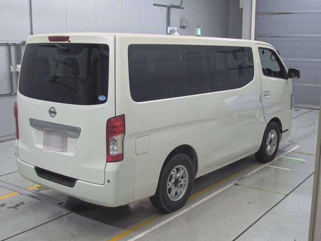 NISSAN CARAVAN 2019