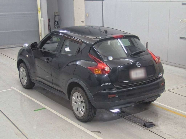 NISSAN JUKE 2010