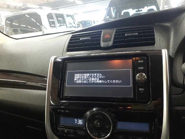 TOYOTA PREMIO 2016