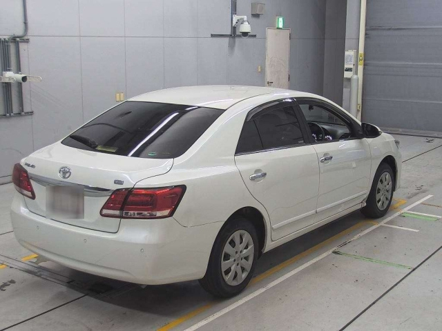 TOYOTA PREMIO 2016