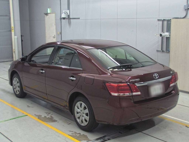 TOYOTA PREMIO 2020