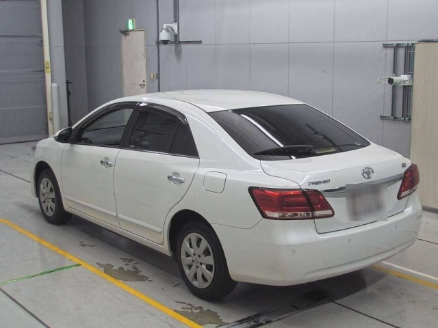 TOYOTA PREMIO 2016