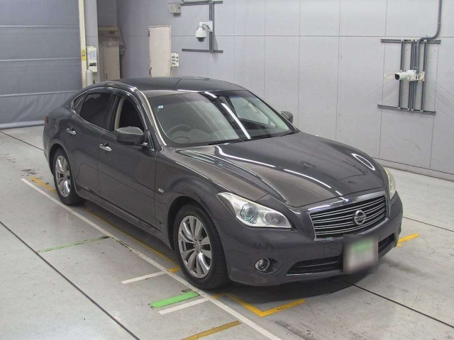 NISSAN FUGA 2011
