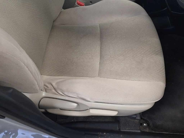 TOYOTA WISH 2012