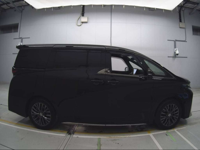 TOYOTA VELLFIRE 2023