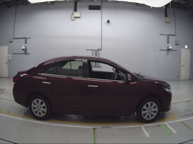 TOYOTA PREMIO 2020