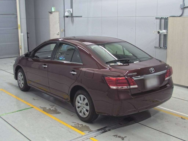 TOYOTA PREMIO 2020