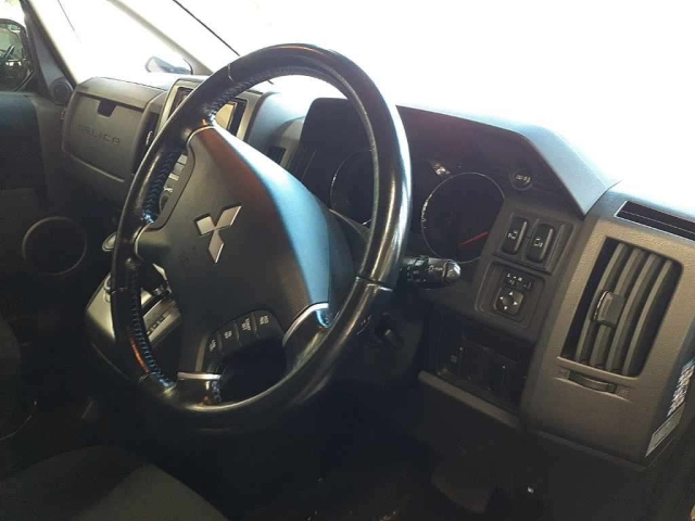 MITSUBISHI DELICA D5 2008