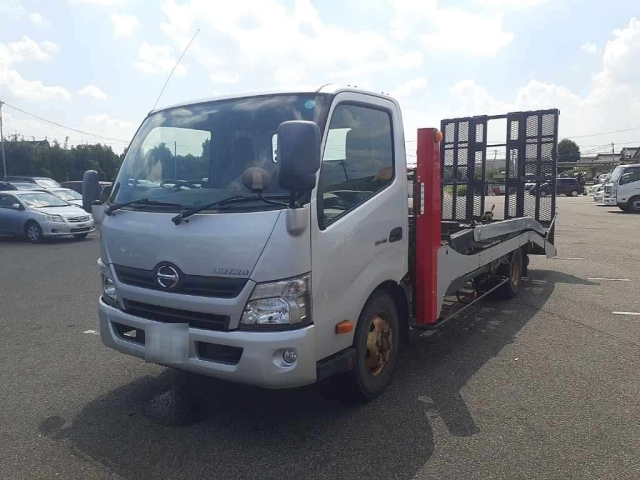 HINO DUTRO 2015