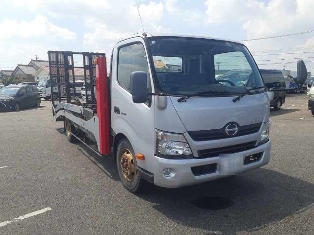 HINO DUTRO 2015
