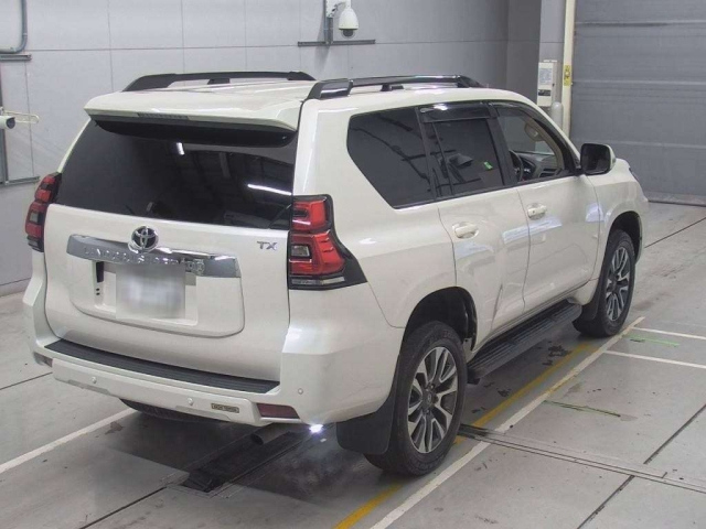 TOYOTA LAND CRUISER PRADO 2021