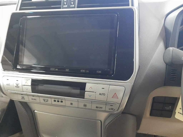 TOYOTA LAND CRUISER PRADO 2021